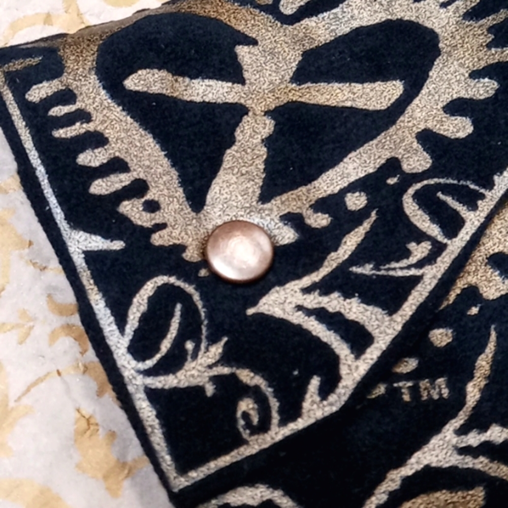 ✨ Virgins Saints & Angels Black & Gold Plush Pouch NEW! - Picture 2 of 12